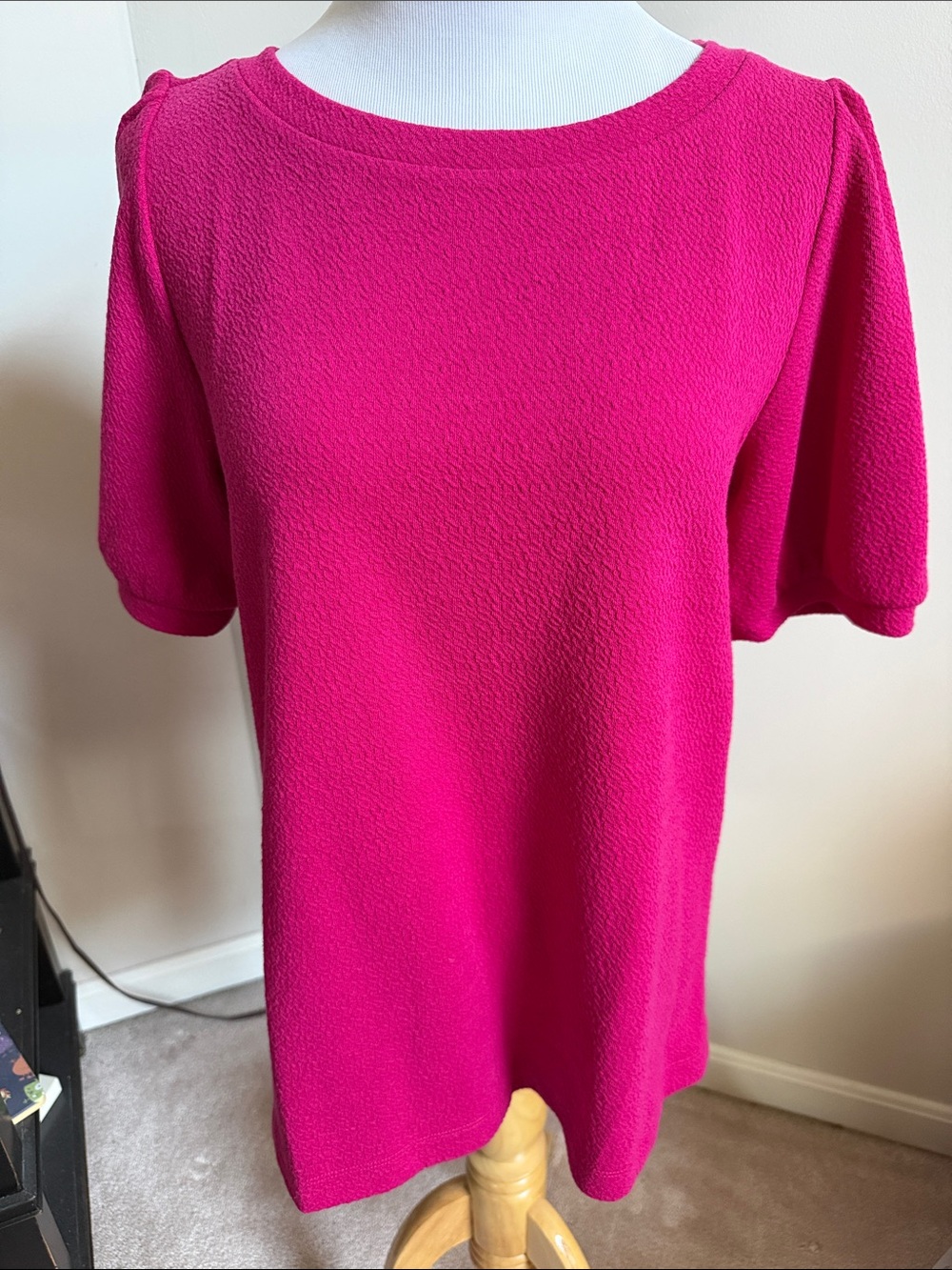 NWT LOFT Short Sleeve Crewneck Top in Bright Fuchsia